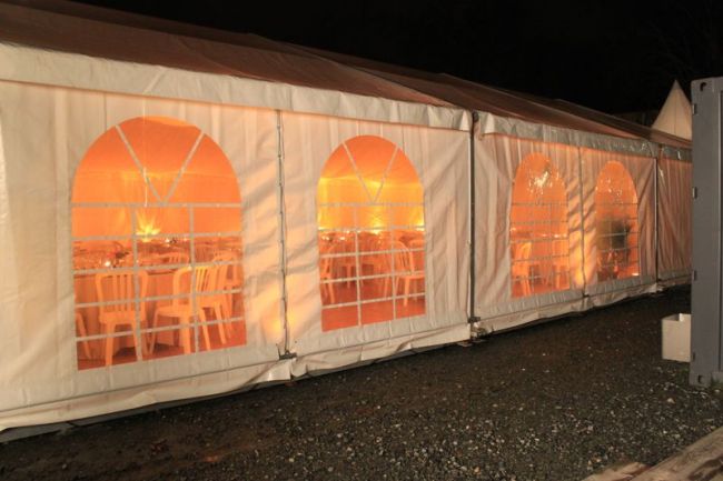 Tente pour manifestation d'entrepises au Havre.